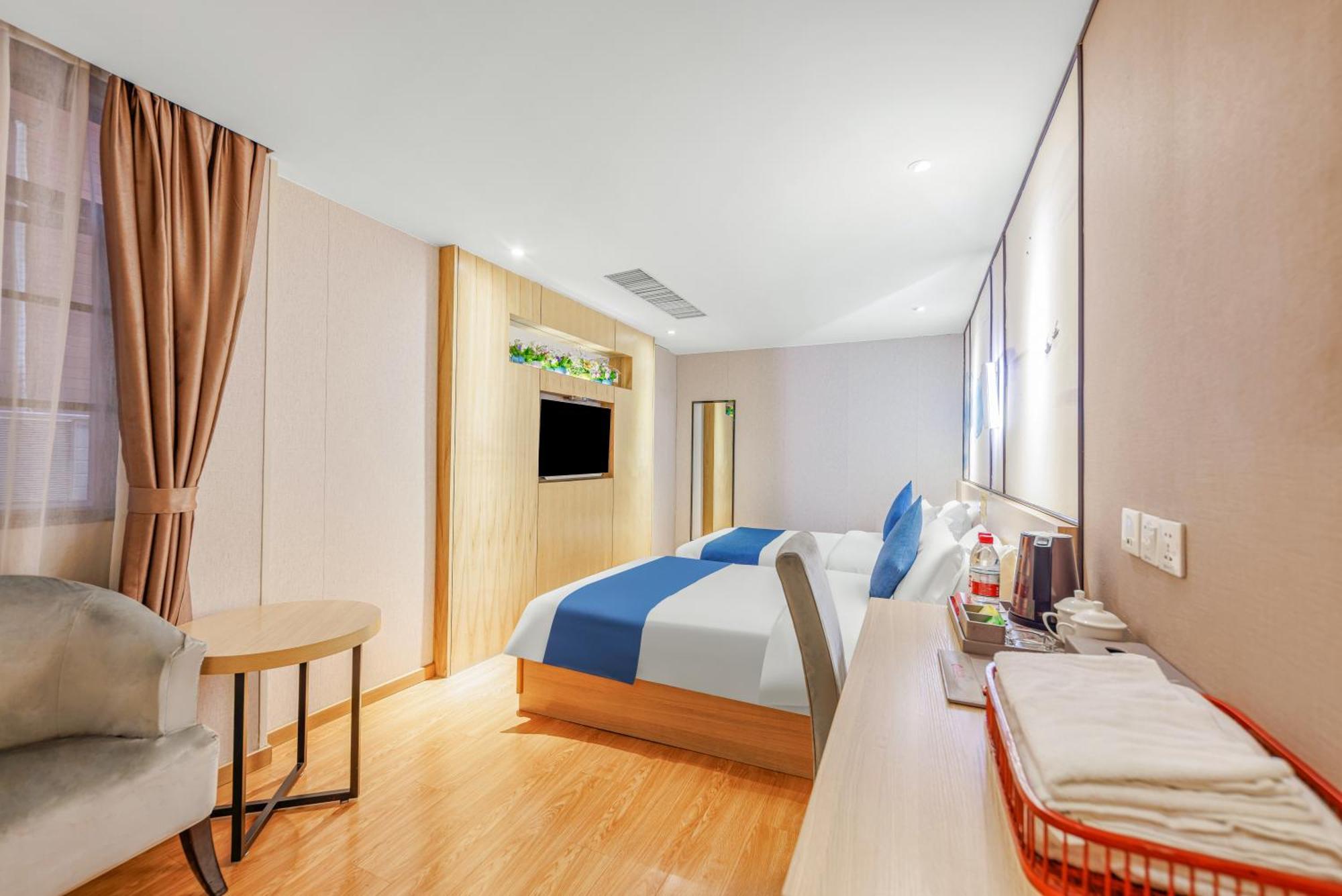 Guangzhou Hongcheng Hotel Екстер'єр фото