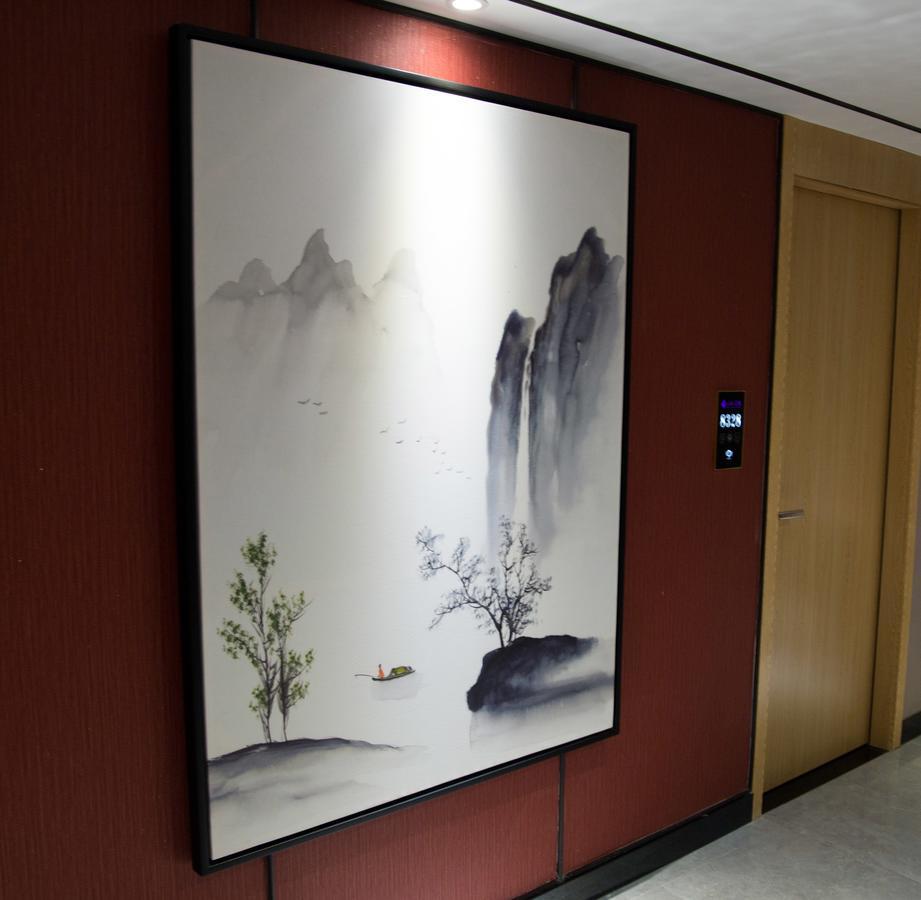 Guangzhou Hongcheng Hotel Екстер'єр фото