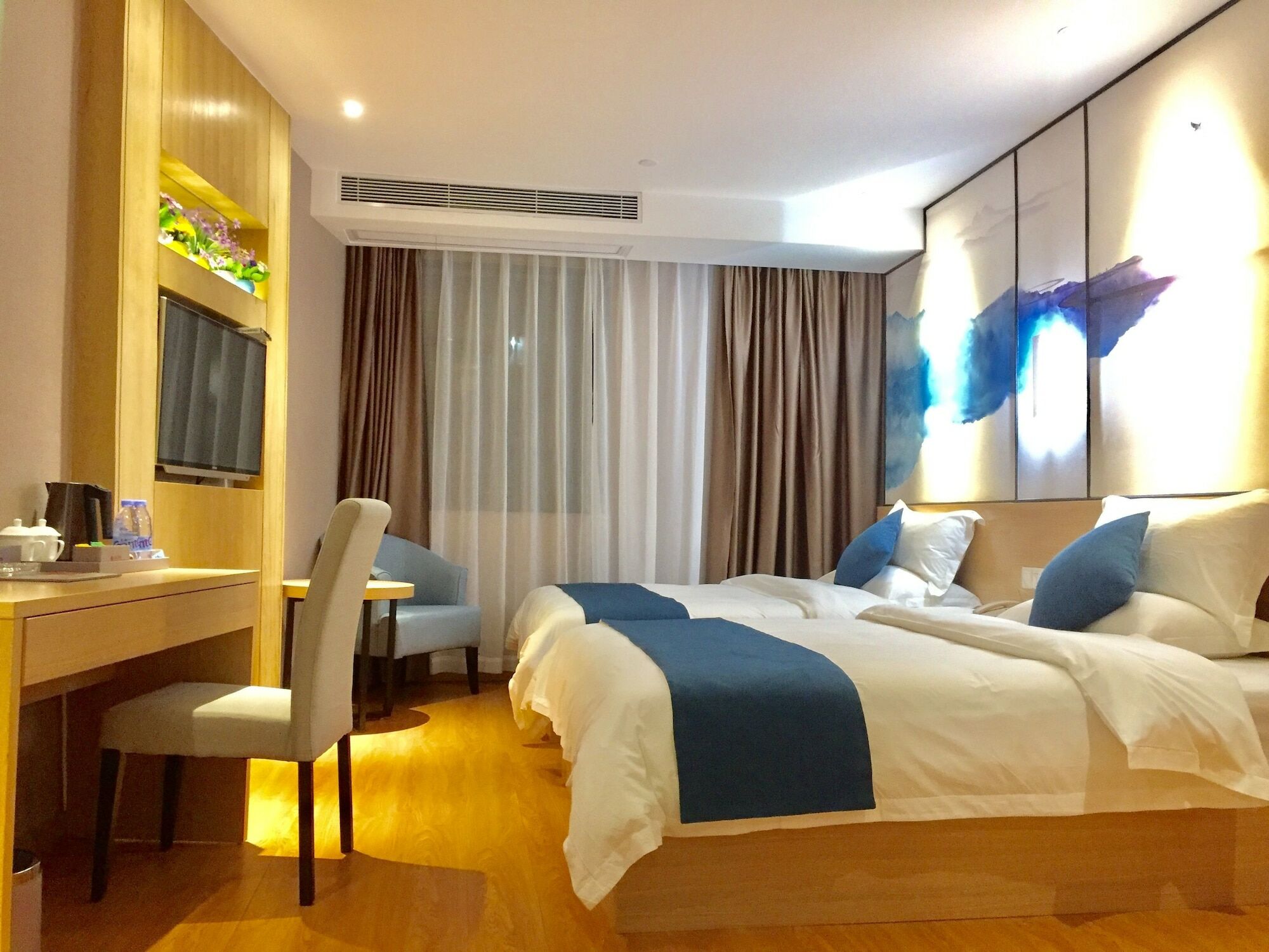 Guangzhou Hongcheng Hotel Екстер'єр фото